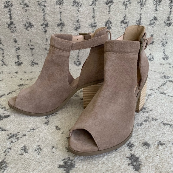 sole society ferris bootie